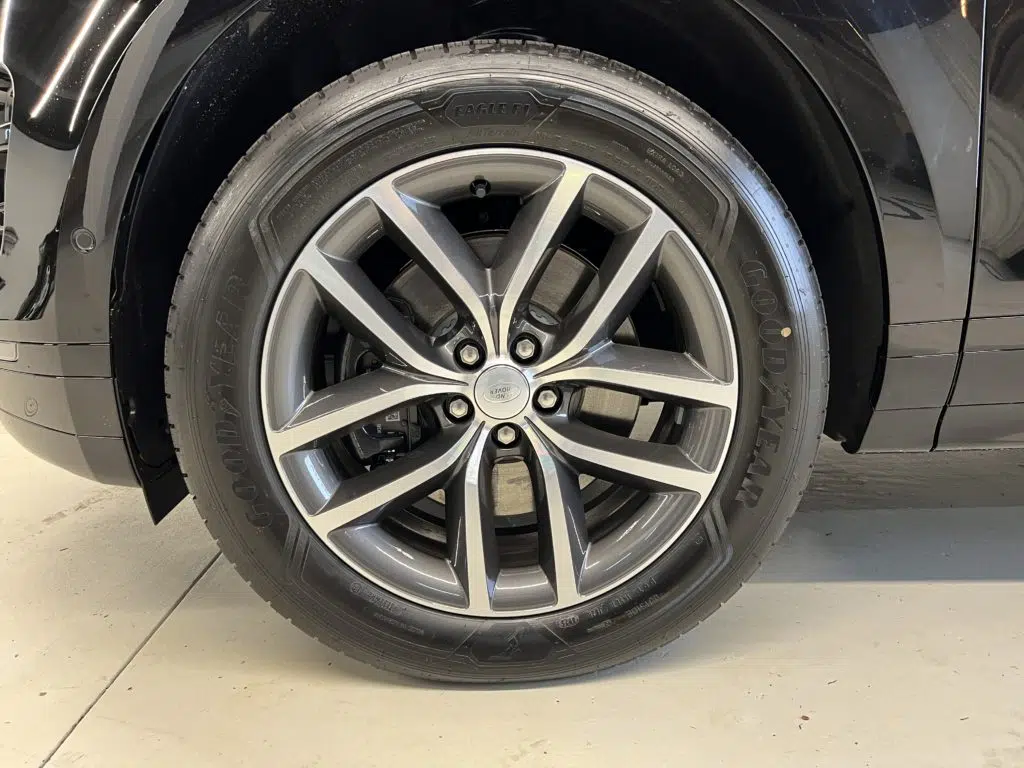 Land Rover Range Rover Evoque 1.5 T 270e Dynamic SE