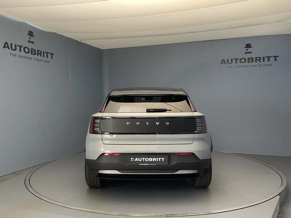 Volvo EX30 CC E60 Twin Ultra Performance AWD