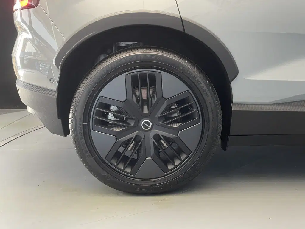 Volvo EX30 CC E60 Twin Ultra Performance AWD