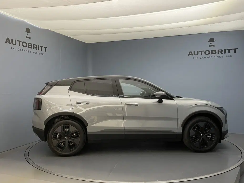 Volvo EX30 CC E60 Twin Ultra Performance AWD