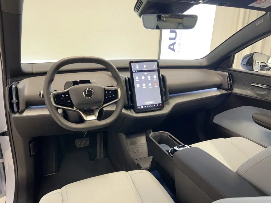 Volvo EX30 E60 Twin Ultra Performance AWD