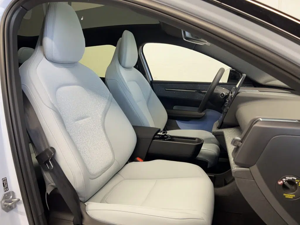 Volvo EX30 E60 Twin Ultra Performance AWD