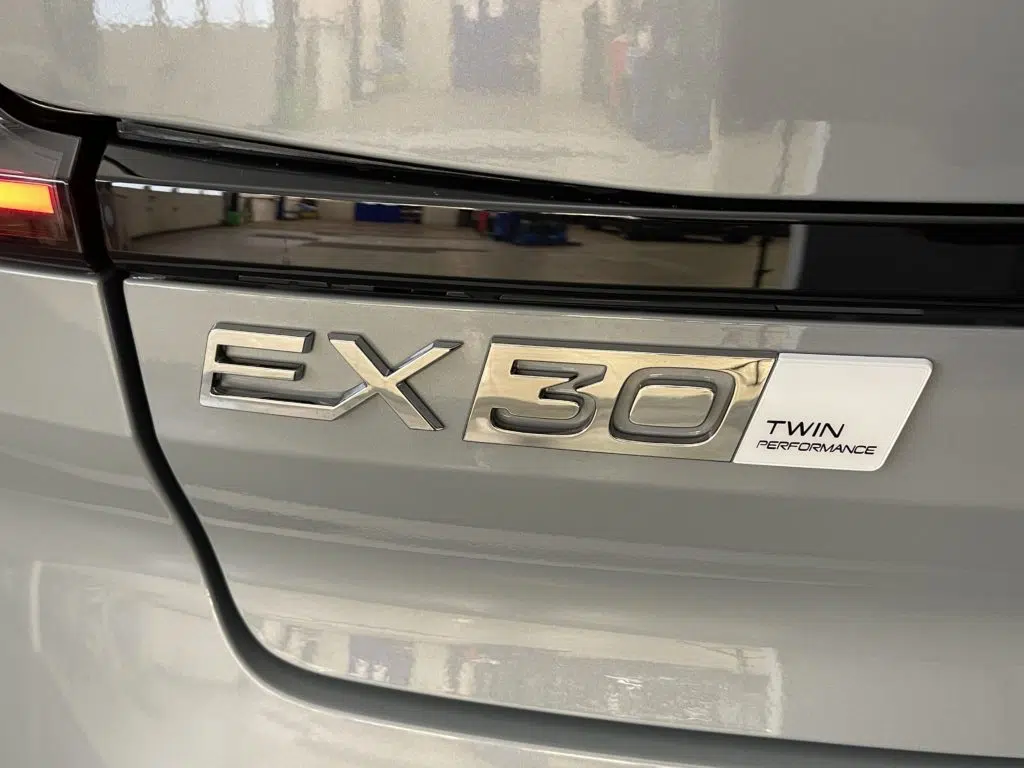 Volvo EX30 E60 Twin Ultra Performance AWD