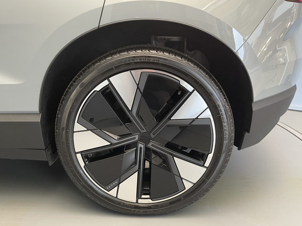 Volvo EX30 E60 Twin Ultra Performance AWD