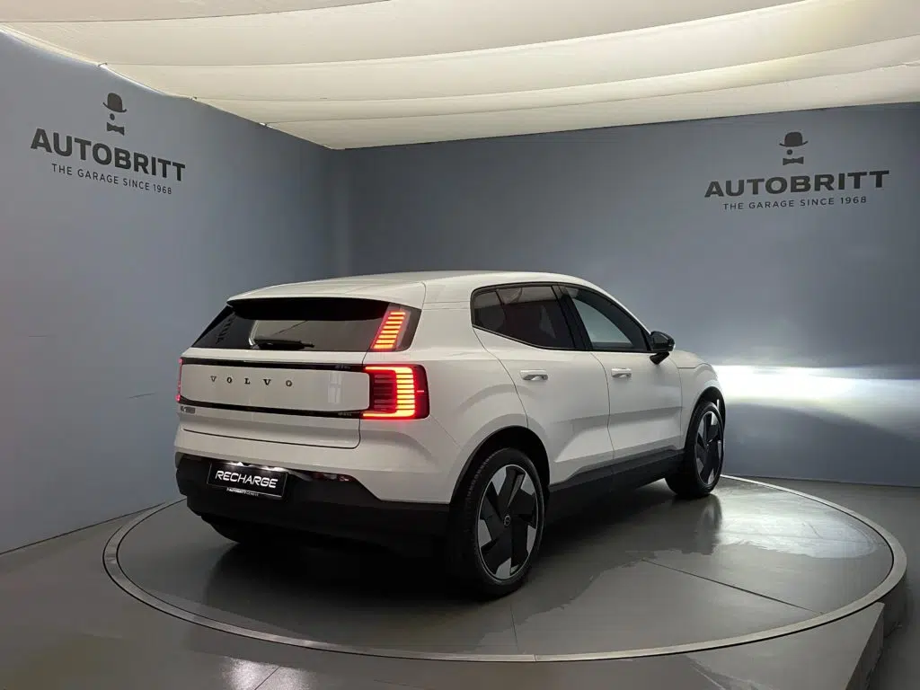 Volvo EX30 Single Motor Extended Range