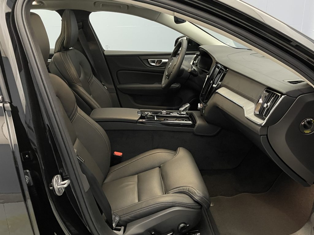 Volvo S60 2.0 T8 TE Ultimate Dark eAWD