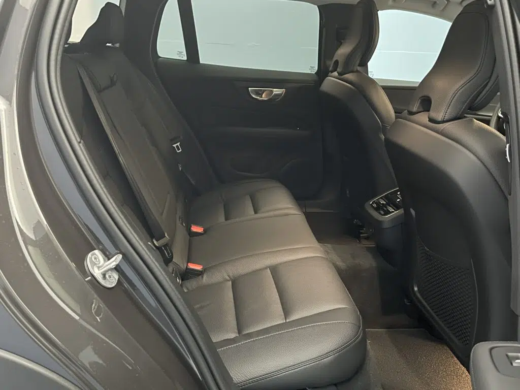 Volvo V60 Cross Country 2.0 B4 Ultimate AWD