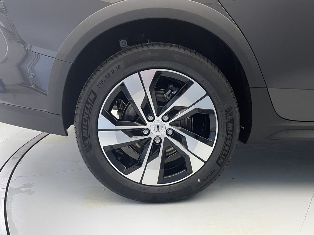 Volvo V60 Cross Country 2.0 B4 Ultimate AWD