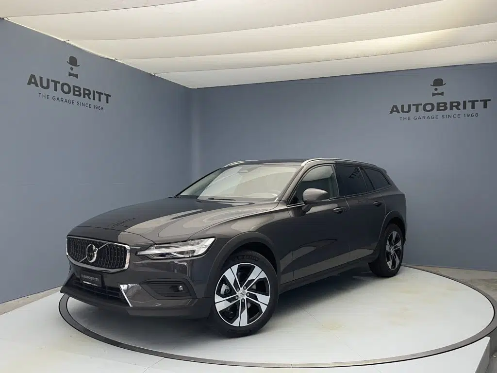 Volvo V60 Cross Country 2.0 B4 Ultimate AWD