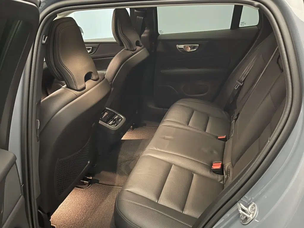 Volvo V60 Cross Country 2.0 B5 Ultimate AWD