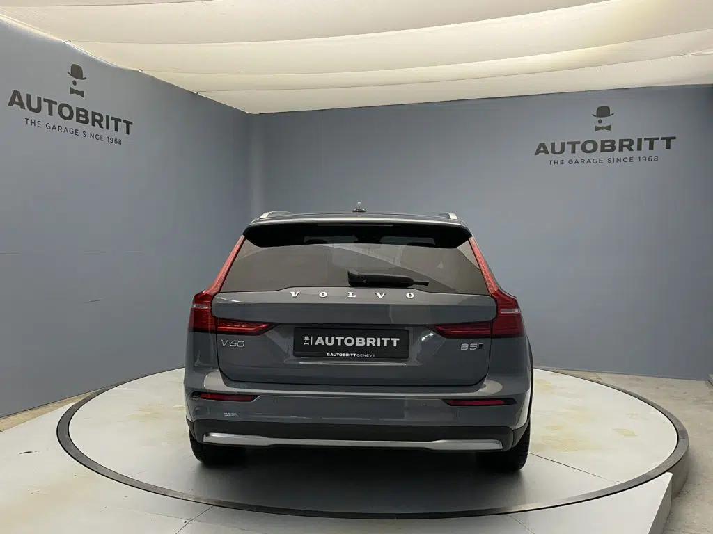 Volvo V60 Cross Country 2.0 B5 Ultimate AWD