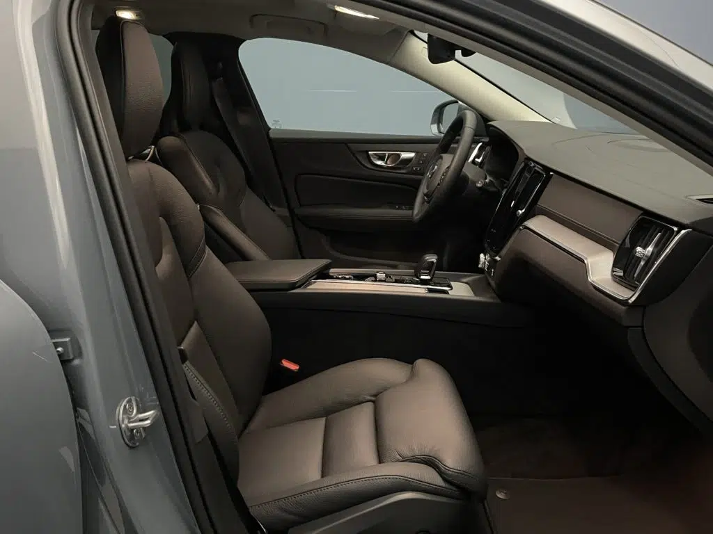 Volvo V60 Cross Country 2.0 B5 Ultimate AWD