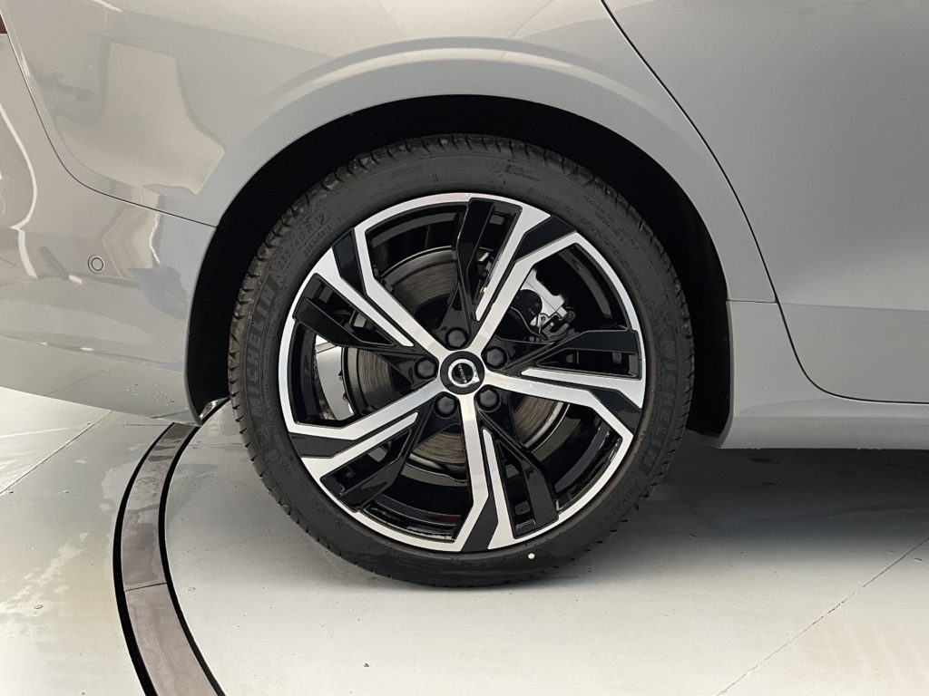 Volvo V60 T6 TE Ultimate Dark eAWD