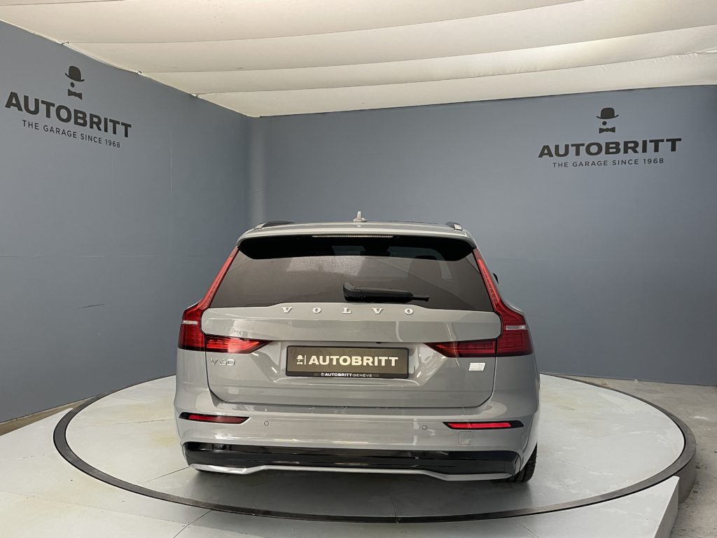 Volvo V60 T6 TE Ultimate Dark eAWD