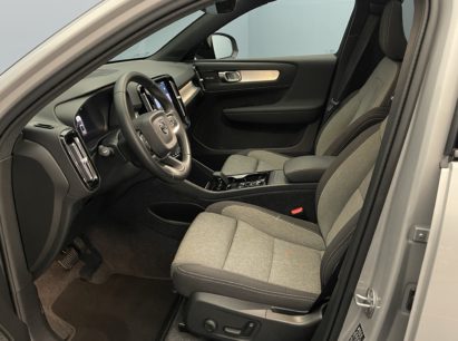 Volvo XC40 2.0 B3 MH Plus Dark