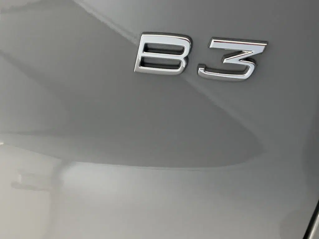 Volvo XC40 2.0 B3 MH Plus Dark