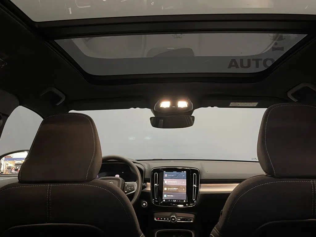 Volvo XC40 2.0 B3 MH Plus Dark