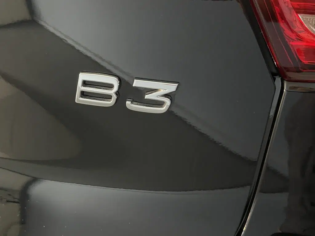 Volvo XC40 2.0 B3 MH Plus Dark