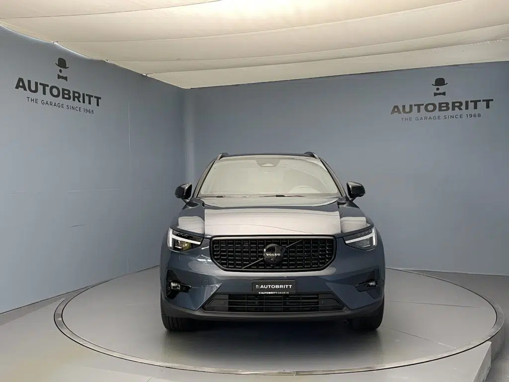 Volvo XC40 2.0 B4 MH Black Edition