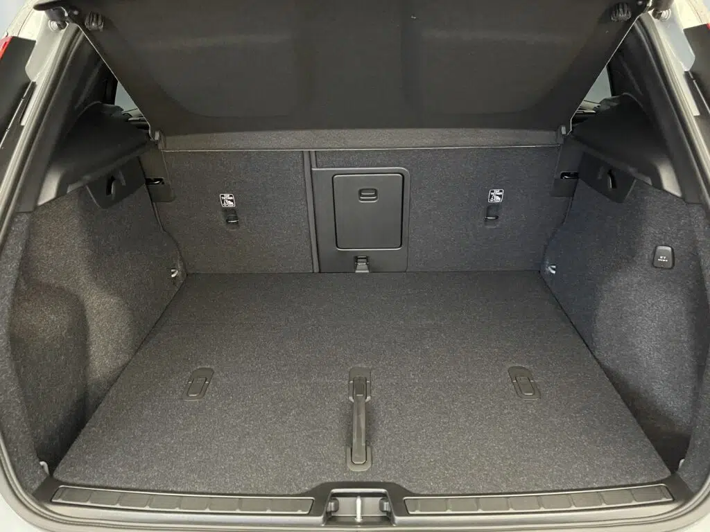 Volvo XC40 2.0 B4 MH Black Edition