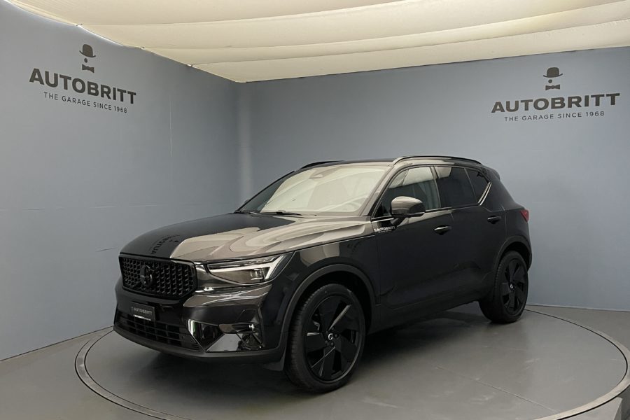 Volvo XC40 2.0 B4 MH Black Edition