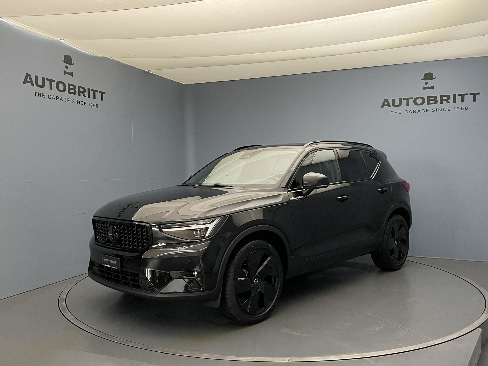 Volvo XC40 2.0 B4 MH Black Edition