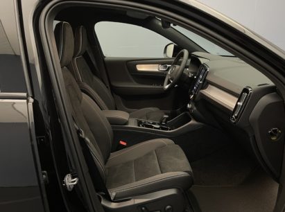Volvo XC40 2.0 B4 MH Black Edition
