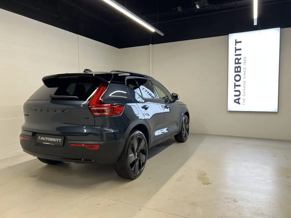 Volvo XC40 2.0 B4 MH Black Edition