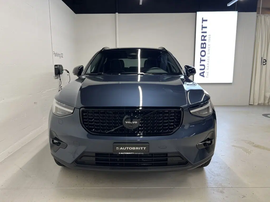 Volvo XC40 2.0 B4 MH Black Edition