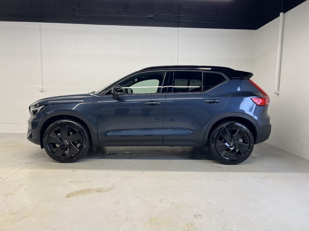 Volvo XC40 2.0 B4 MH Black Edition
