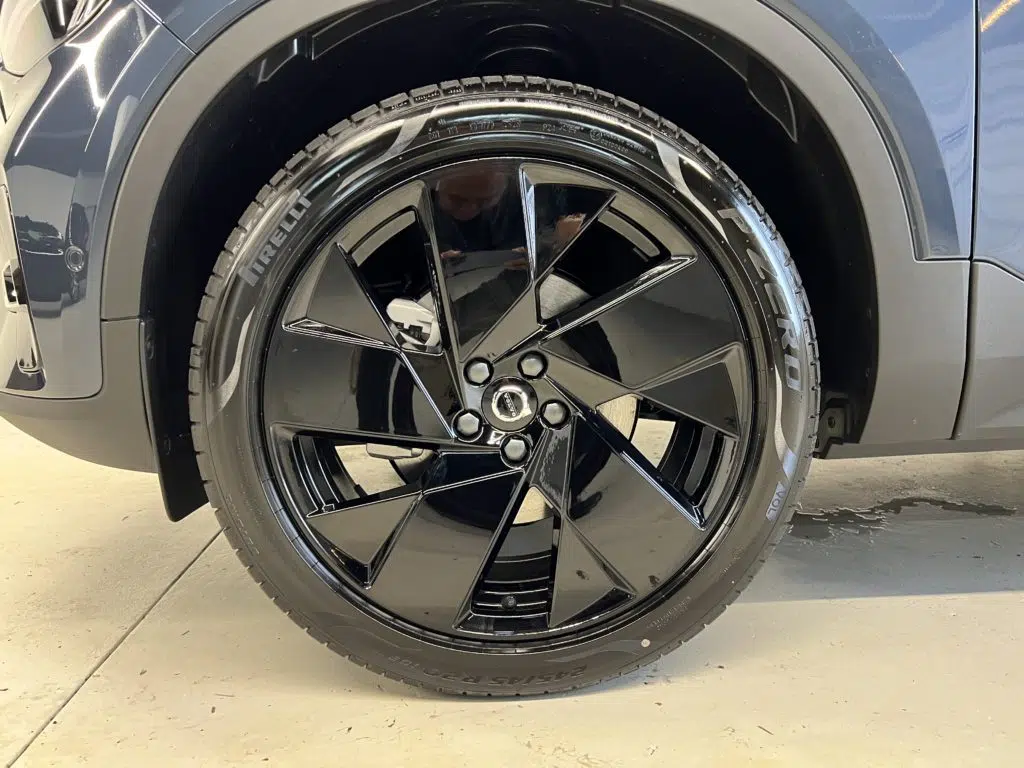 Volvo XC40 2.0 B4 MH Black Edition