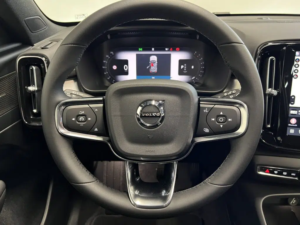 Volvo XC40 2.0 B4 MH Black Edition