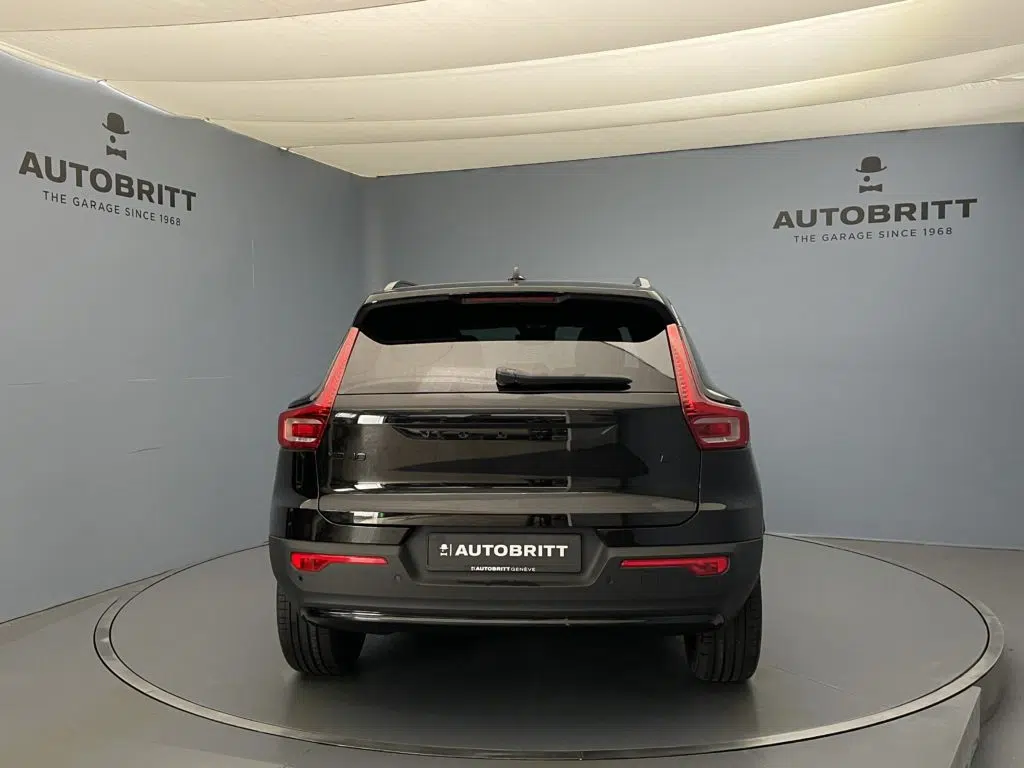 Volvo XC40 2.0 B4 MH Black Edition