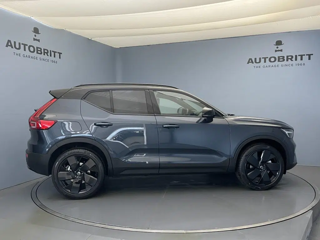 Volvo XC40 2.0 B4 MH Black Edition