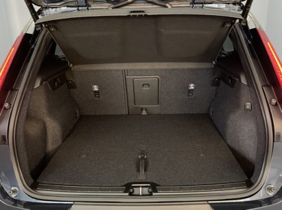 Volvo XC40 2.0 B4 MH Black Edition