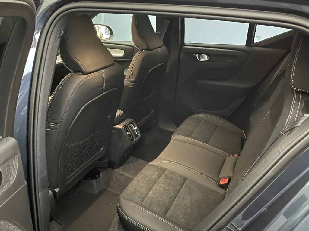 Volvo XC40 2.0 B4 MH Black Edition