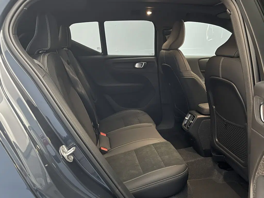 Volvo XC40 2.0 B4 MH Black Edition