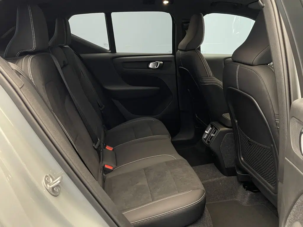 Volvo XC40 2.0 B4 MH Black Edition