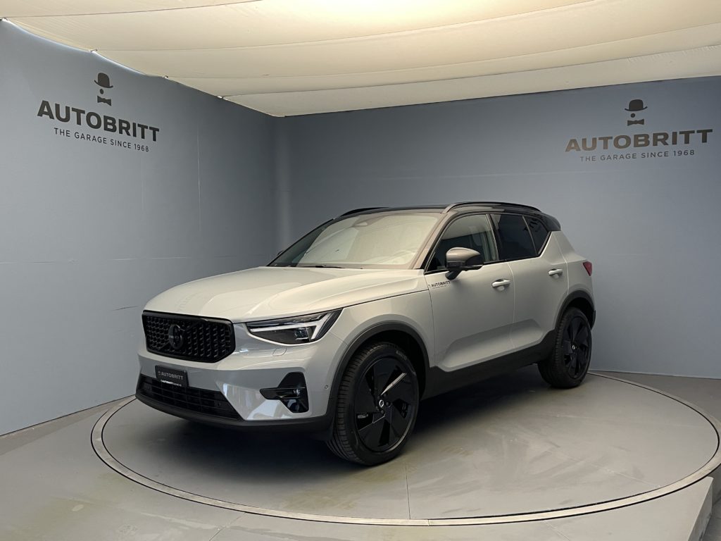 Volvo XC40 2.0 B4 MH Black Edition
