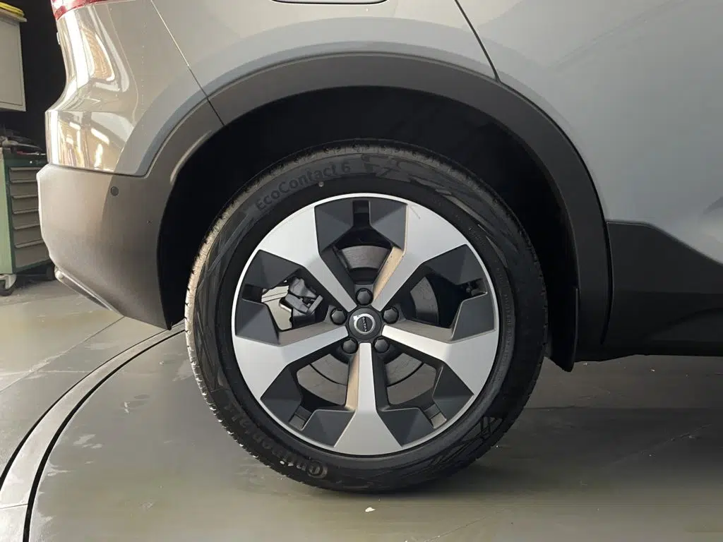 Volvo XC40 2.0 B4 MH Ultra Dark