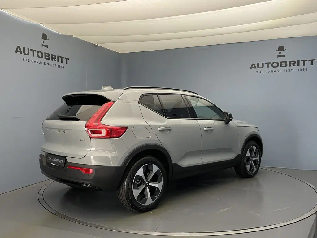 Volvo XC40 2.0 B4 MH Ultra Dark