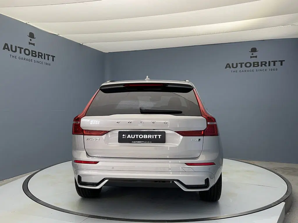 Volvo XC60 2.0 B4 MH Ultimate Dark AWD