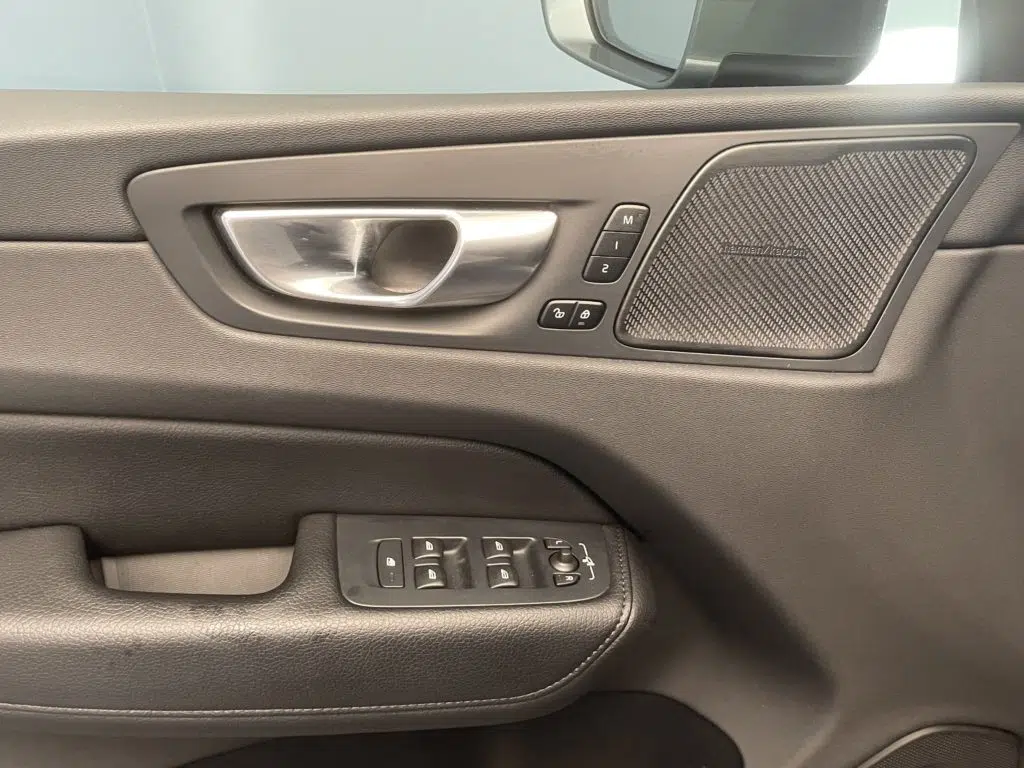 Volvo XC60 2.0 B5 MH Inscription AWD