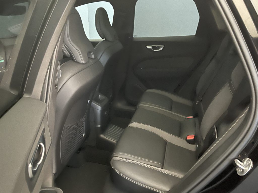 Volvo XC60 2.0 T6 TE Black Edition eAWD