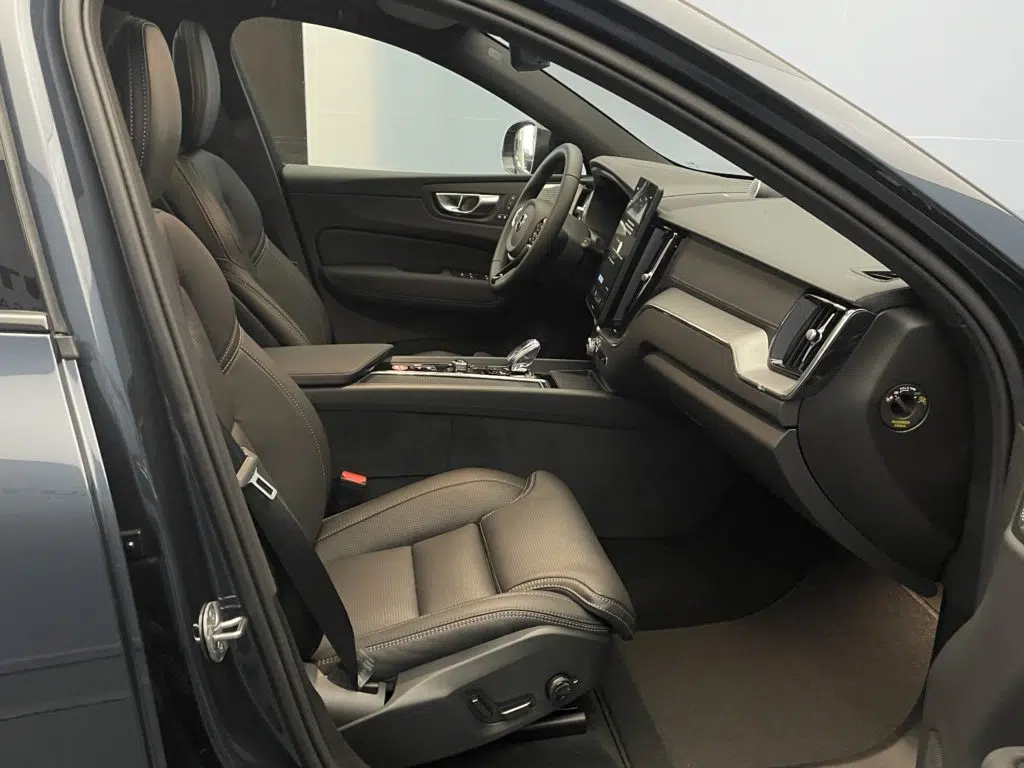 Volvo XC60 2.0 T6 TE Black Edition eAWD