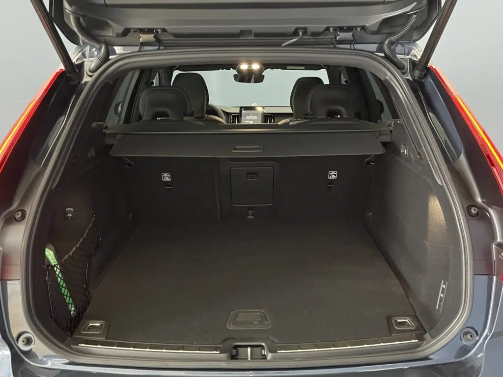 Volvo XC60 2.0 T6 TE Black Edition eAWD