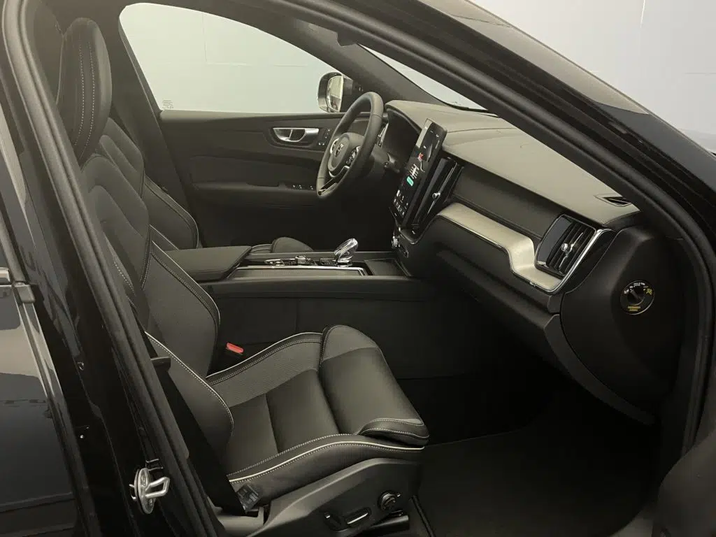 Volvo XC60 2.0 T6 TE Black Edition eAWD