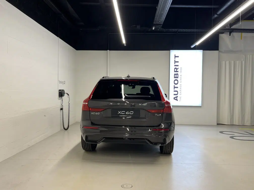 Volvo XC60 2.0 T6 TE Plus Dark eAWD