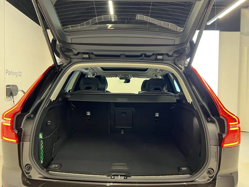 Volvo XC60 2.0 T6 TE Plus Dark eAWD