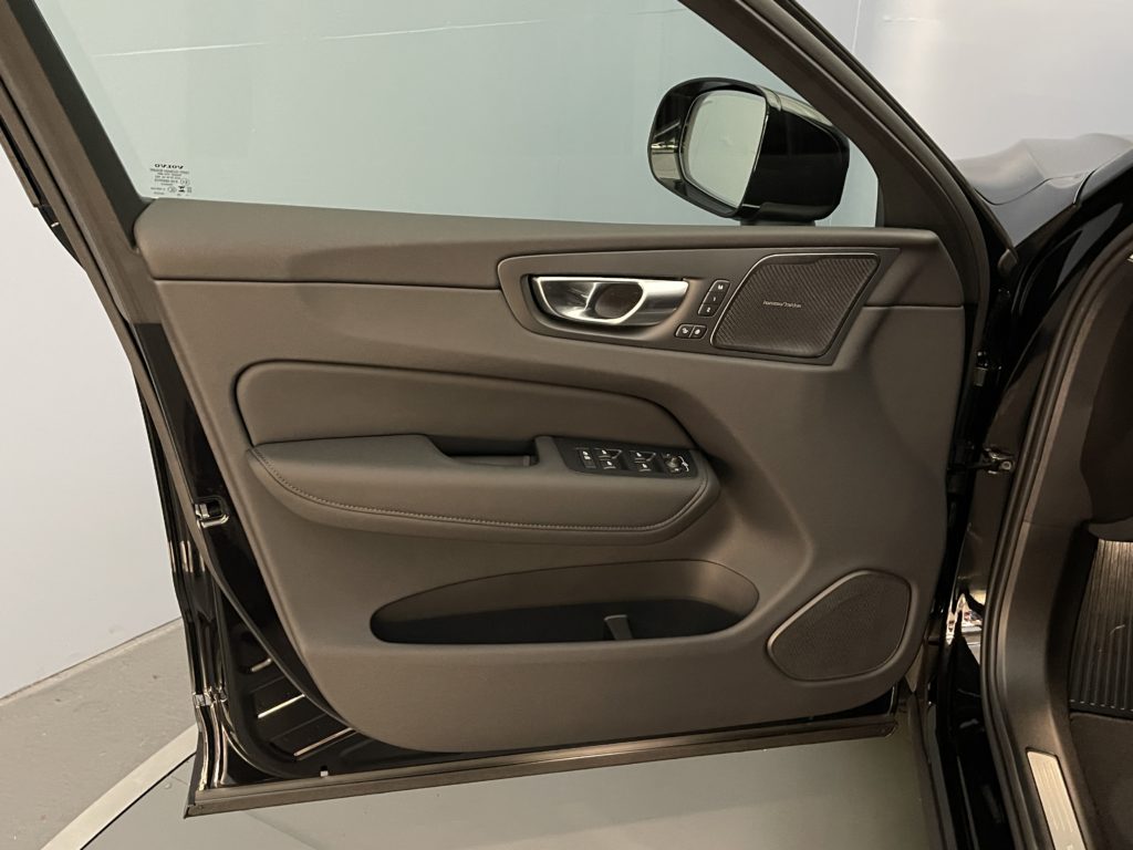 Volvo XC60 2.0 T6 TE Ultra Bright eAWD